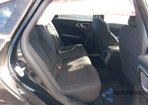 2015 Chrysler 200 Limited из США, поврежденный, VIN 1C3CCCABXFN607237